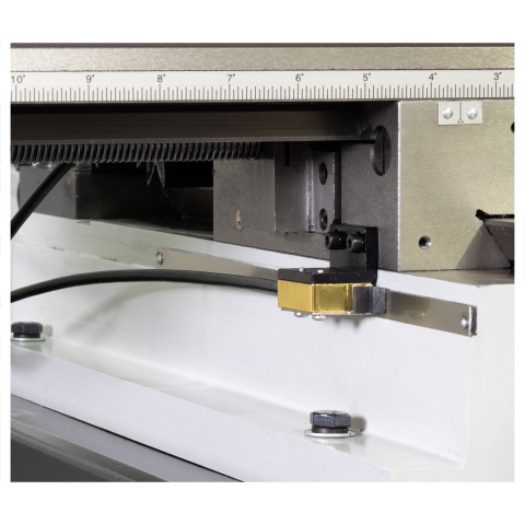 HiTorque Deluxe Large Bench Mill - Y-Axis DRO scale and reader